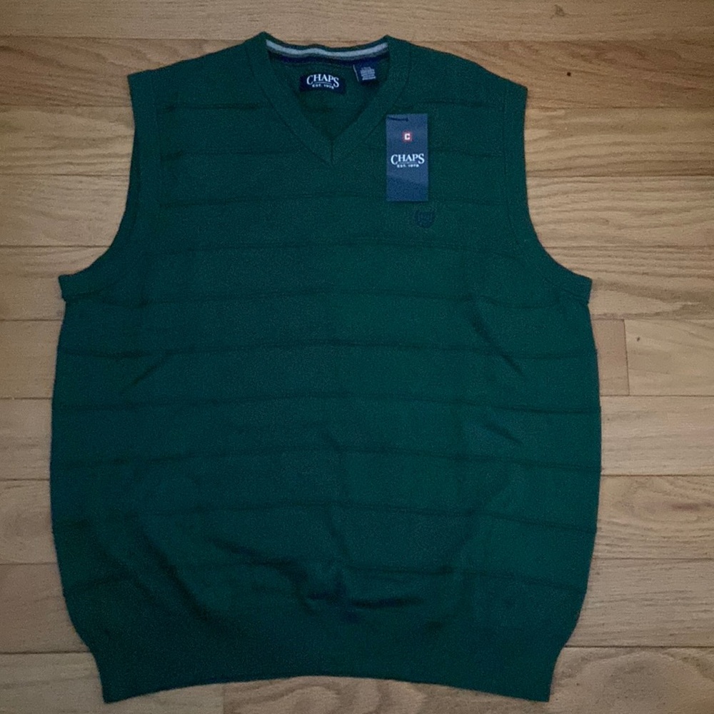 Chaps mens v-neck sweater vest Large Pine Green NWT